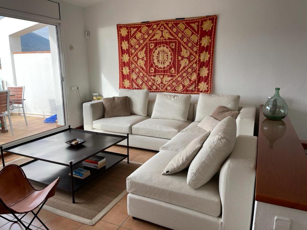 קדאקז Beachfront Duplex With Terrace And Sea Views - מראה חיצוני תמונה