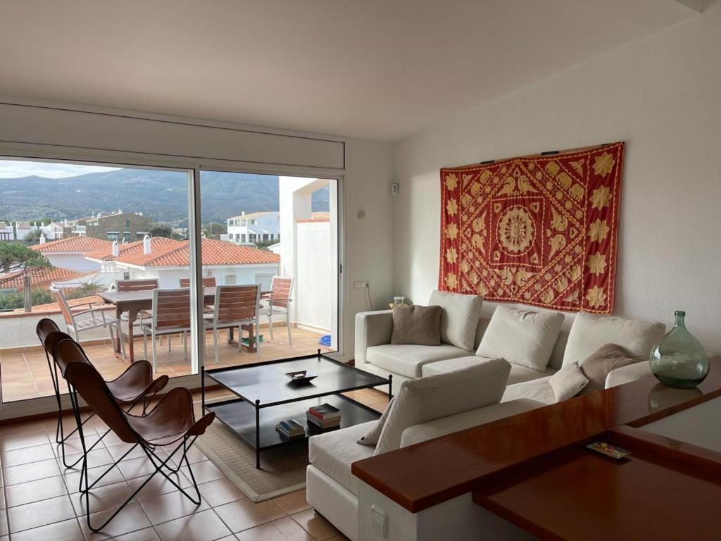 קדאקז Beachfront Duplex With Terrace And Sea Views - מראה חיצוני תמונה